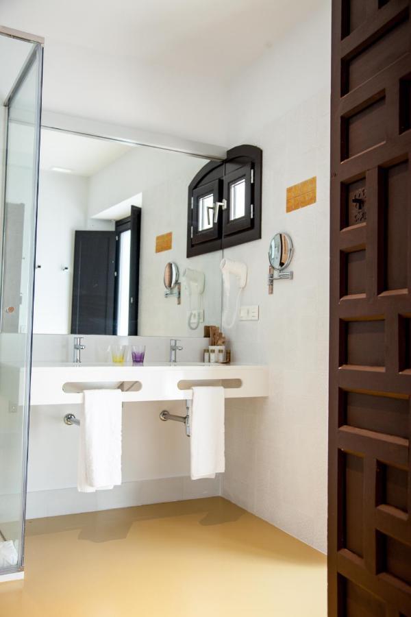 Hotel Triana Montalvan